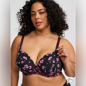 Torrid Bra 44DDD Perfect T Shirt lightly lined floral straight back bra